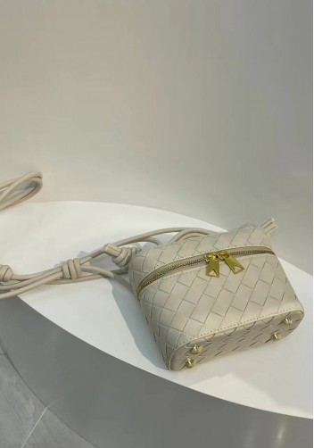 Mia Woven Leather Beauty Case Cream
