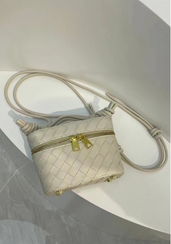 Mia Woven Leather Beauty Case Cream