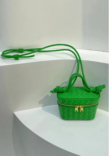 Mia Woven Leather Beauty Case Green