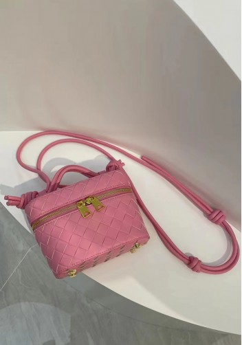 Mia Woven Leather Beauty Case Pink